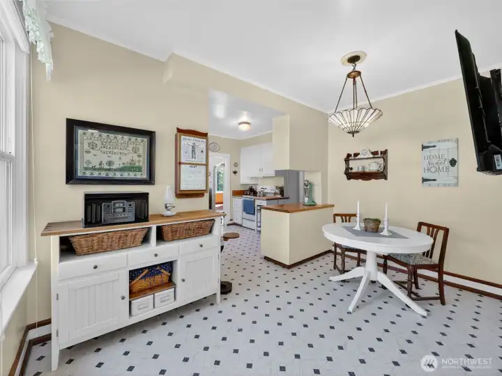 Eat in Area Off Kitchen