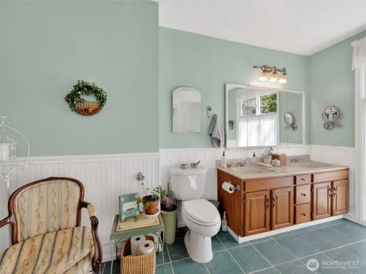 Primary Bath w/ Dual Vanities