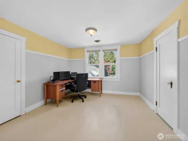 Bedroom w/ tons of adjacent storage