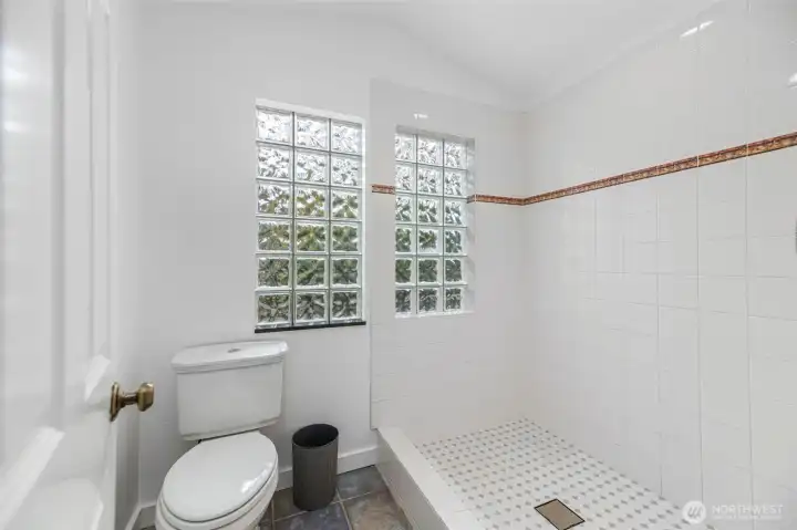 Primary shower