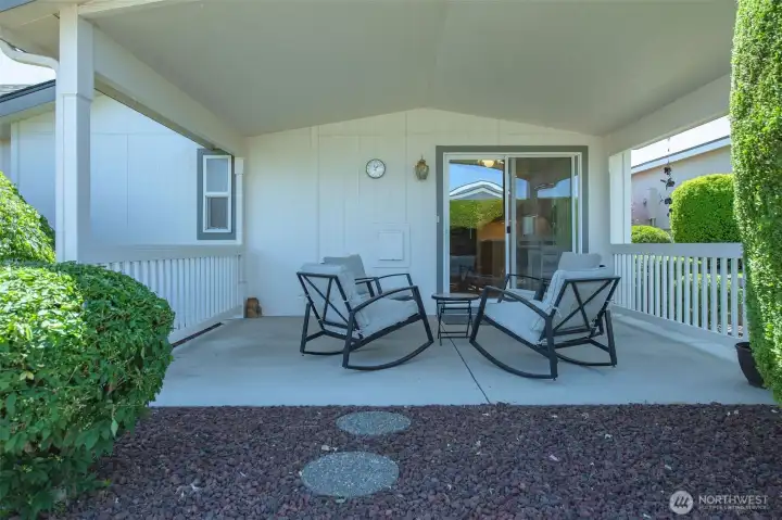 Welcome to the definition of indoor/outdoor living in NCW!