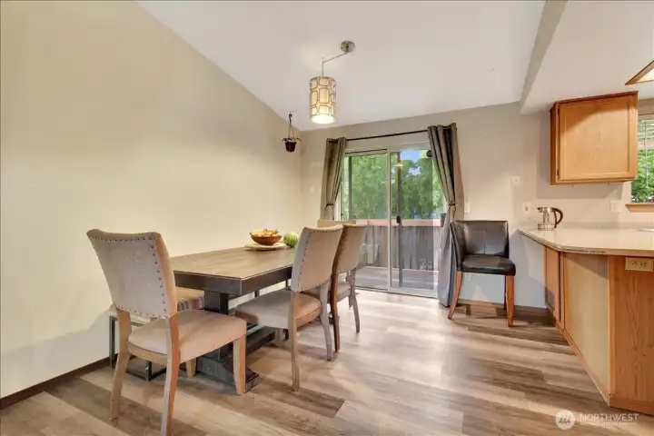 Spacious dining room opens to the backyard via a large slider. Spacious dining room opens to the backyard via a large slider.