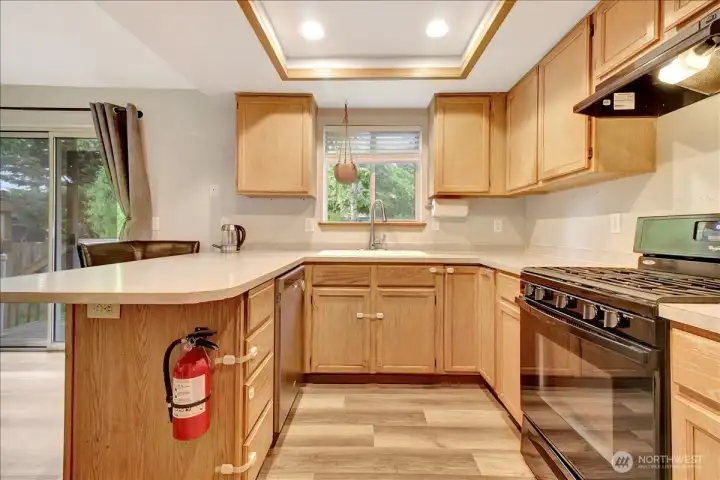 Kitchen has a new sink and new automatic faucet. Kitchen has a new sink and new automatic faucet.