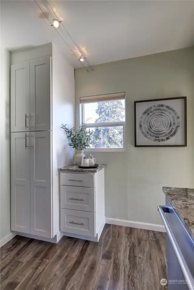 Kitchen/pantry, main floor