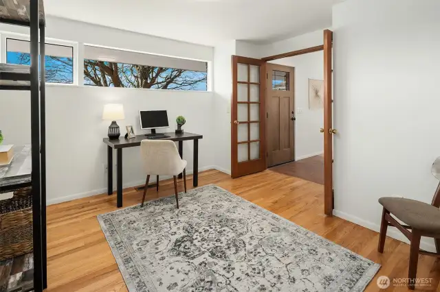 Office / 4th bedroom