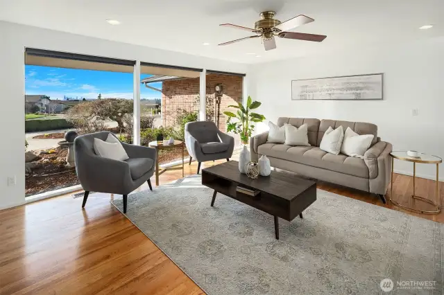 Big window in Living Room brings the outside inside