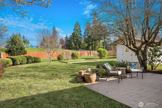 Great yard for entertaining