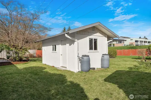 Outbuilding with power for possible office/studio/workout