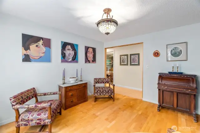 Living room facing toward hall