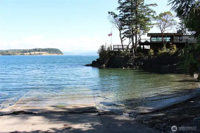 Boat Launch, beach and clubhouse