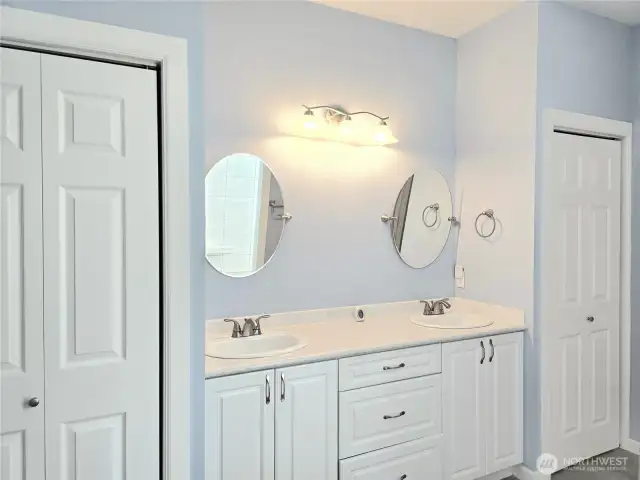 Double Vanity