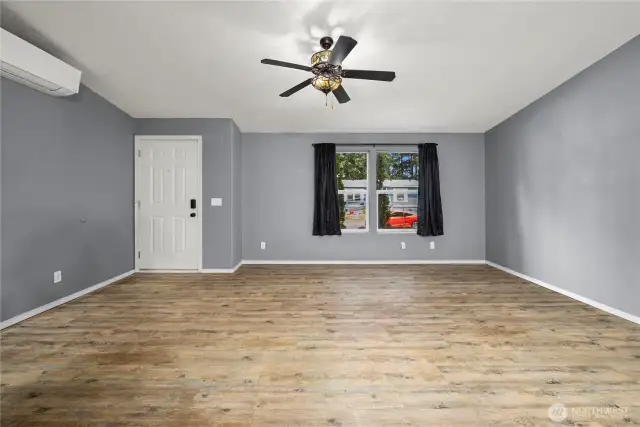 Ceiling fan to help with air circulation from the mini-split