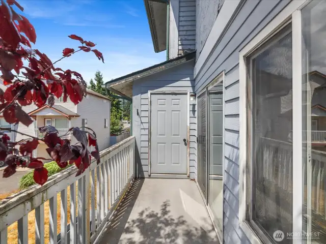 Just off the living room, enjoy your own private balcony—an ideal spot to sip your morning coffee or unwind at the end of the day.