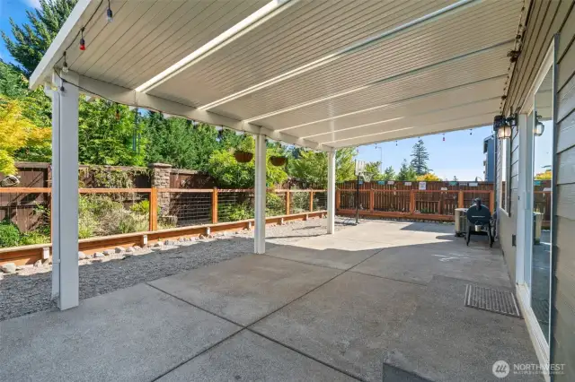 Covered Patio, huge