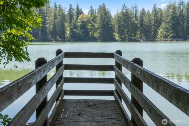 Round Lake
