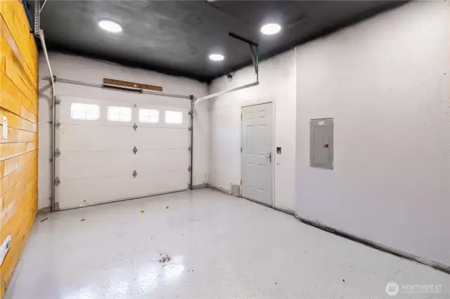 3 car garage