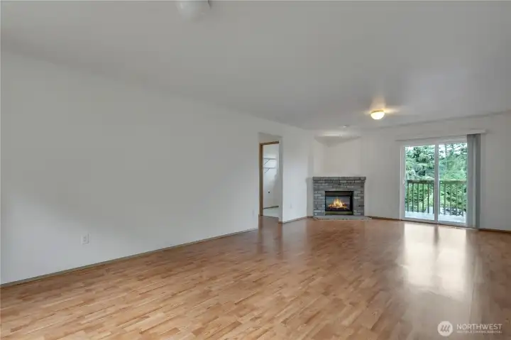 Family room has a gas propane fireplace!