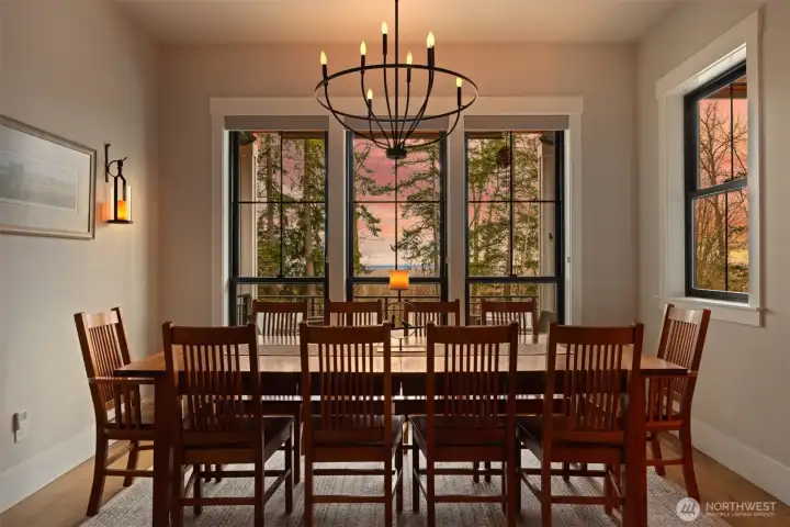 Imagine holiday dinners in this dining room with a view.