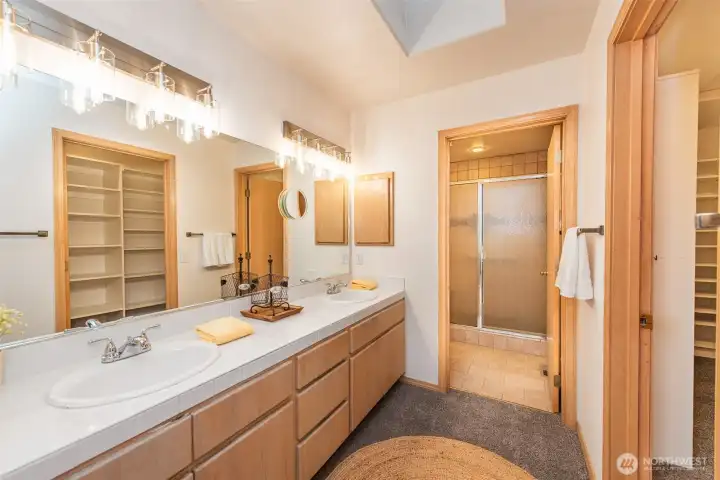 spacious bath