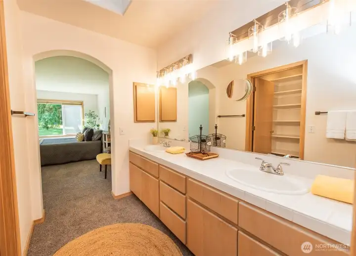 primary double sinks