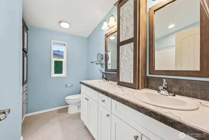 Ensuite Bath in Primary Bedroom
