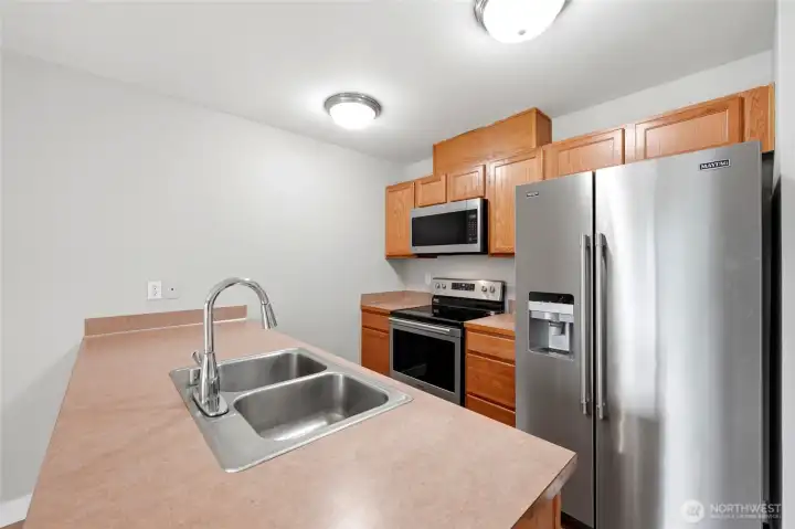 Unit 1744 kitchen