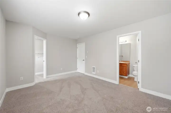 Unit 1744 primary bedroom