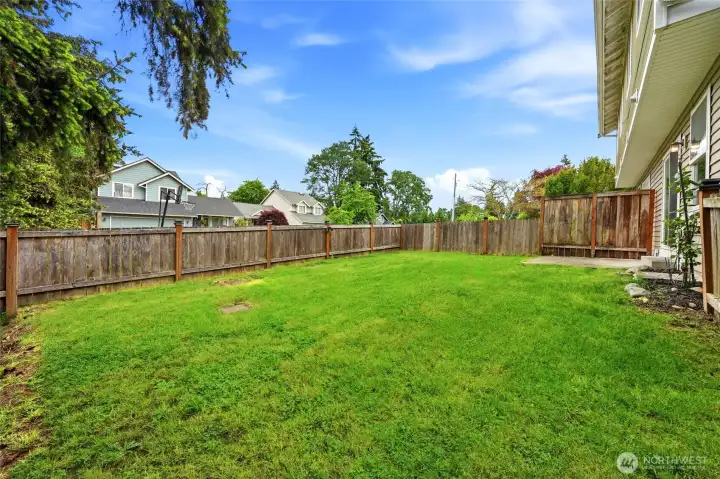 Unit 1744 back yard