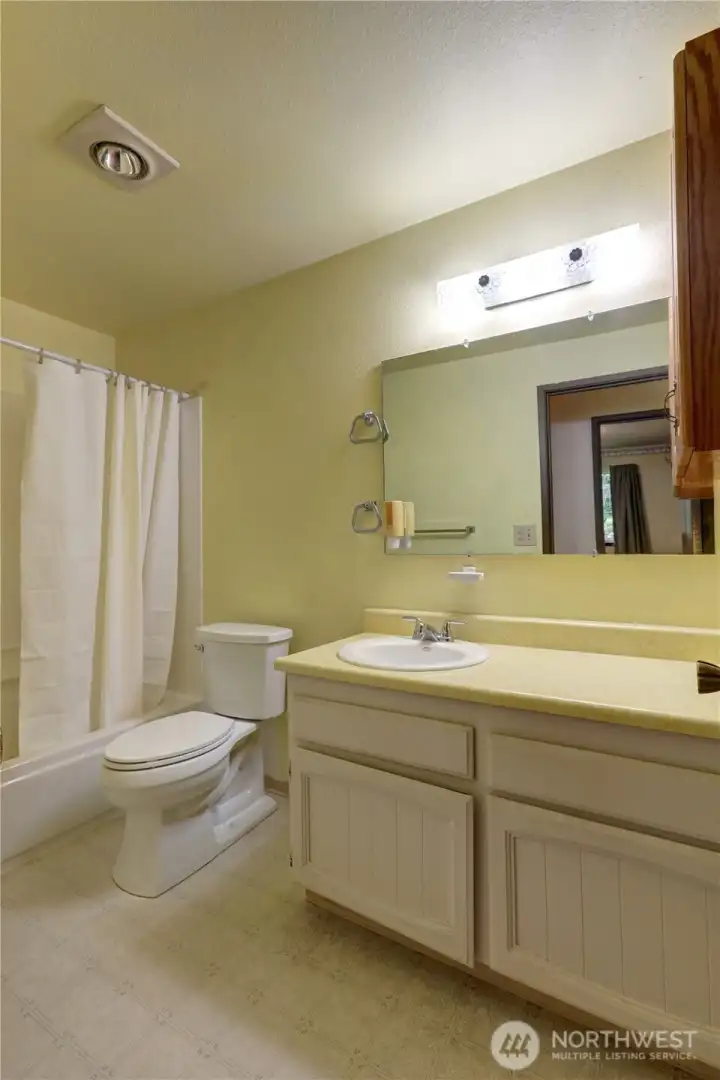 Full bath Full bath