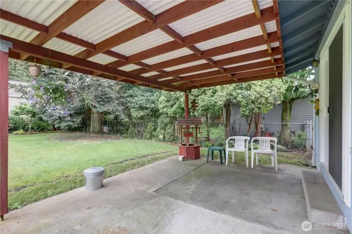 Covered patio Covered patio