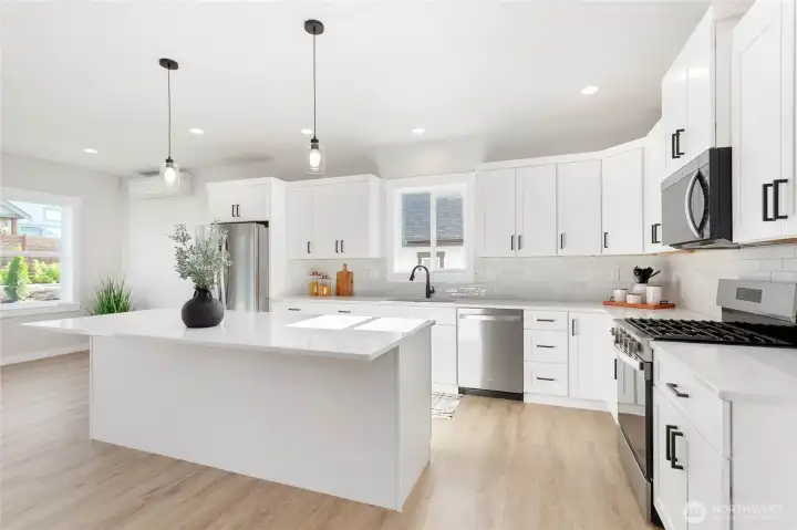 The kitchen is an entertainers dream!