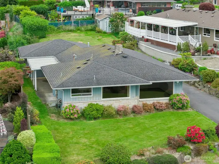 A yard to love.