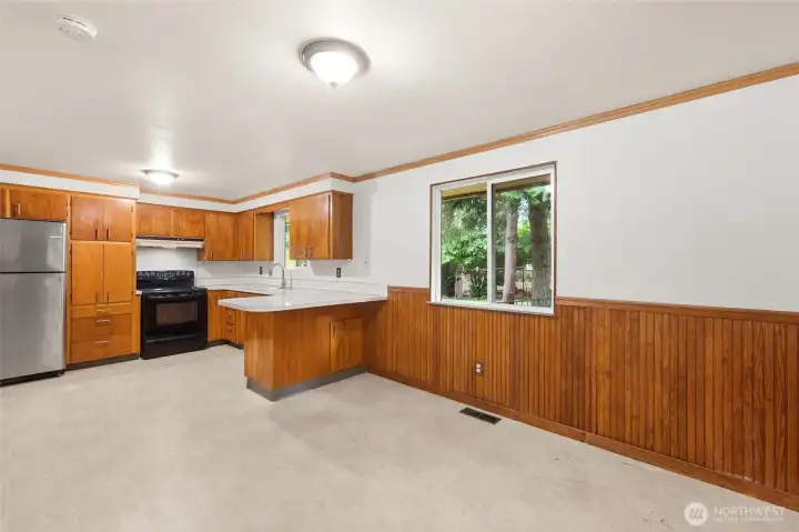 Spacious dining area for family meals and entertaining.