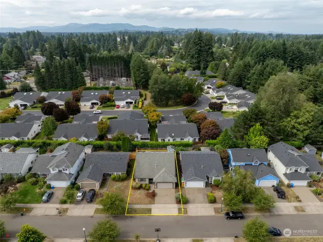 Located in a neighborhood of homes showing pride of ownership, Sequoia Park has a wonderfully centralized location that is only 25 minutes to JBLM, and 10-15 minutes to downtown Olympia, State offices in Tumwater and 5 minutes to great SE Olympia shops and services.