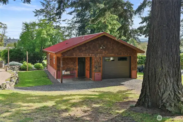 719 M Street! It's own address and potentially it's own parcel number! single car garage and a cozy one bedroom studio apartment.