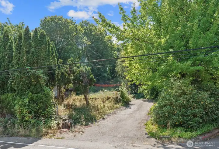 Access driveway