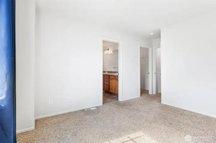 Primary suite with view of closing and bathroom