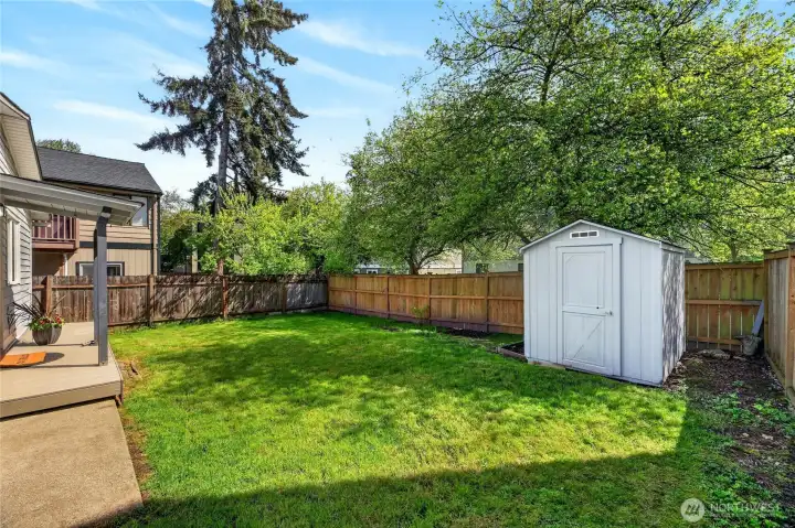 Storage sheed for gardening supplies, bikes, etc!