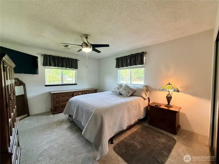 Guest bedroom 2 (bedroom 3 of 3)
