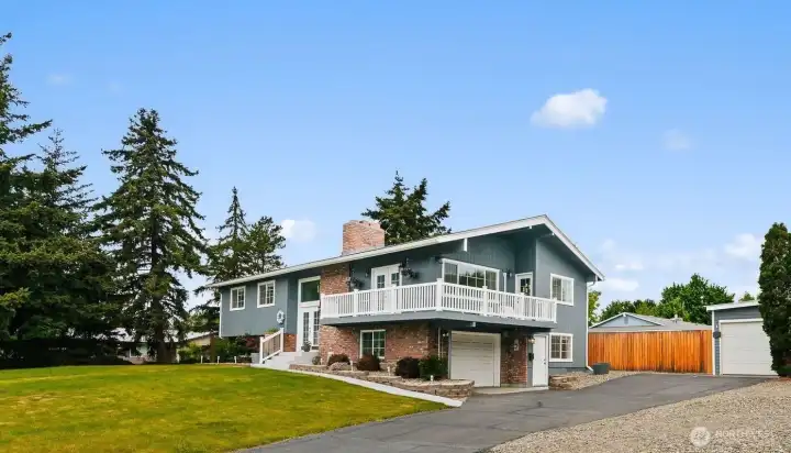Welcome to 1204 Vista Rd. in Ellensburg's Radio Hill neighborhood.