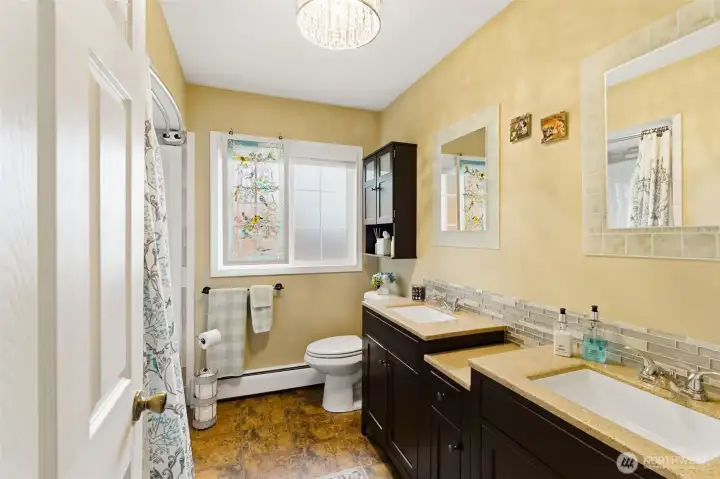 Main floor full bathroom.