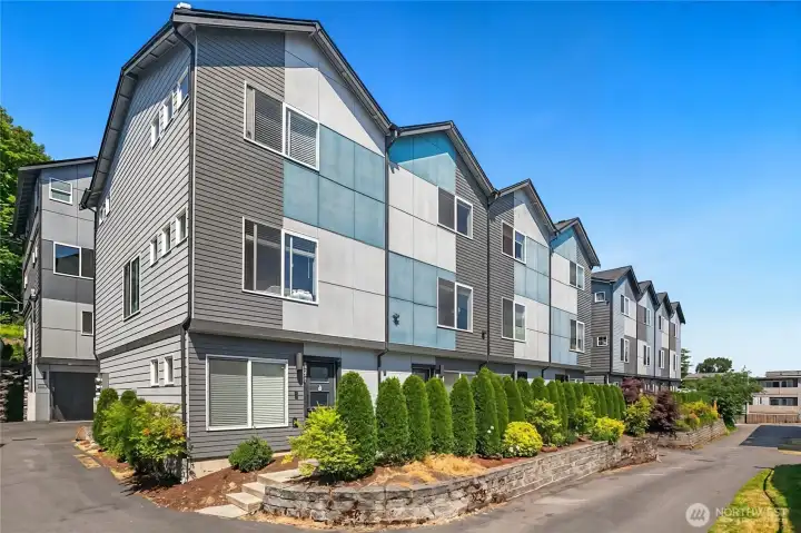 Welcome Home! Affordable city living!