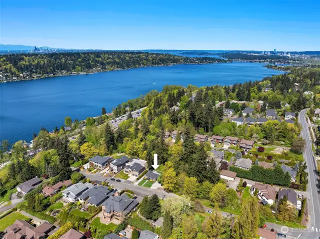 Close to Lake WA beaches, parks, freeways and DT Bellevue