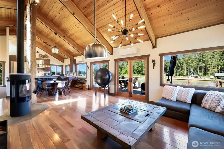 New tongue & groove ceiling w/ lg beams