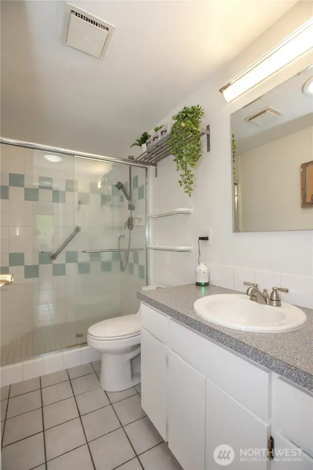 Hallway bathrom