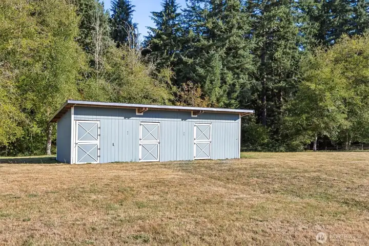 3 Stall Barn