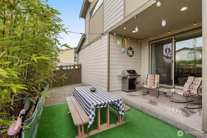 Private side yard with great privacy and natural gas BBQ stub. Corner lot with no neighbor on this side!