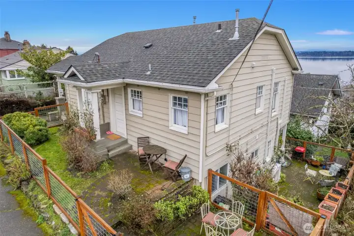 Upper and lower units have separate fully-fenced private garden patios.