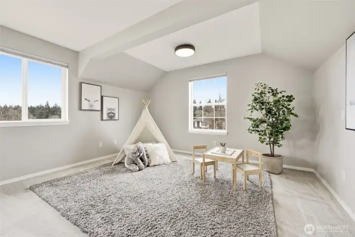 Upstairs loft that's offers a wide variety of uses