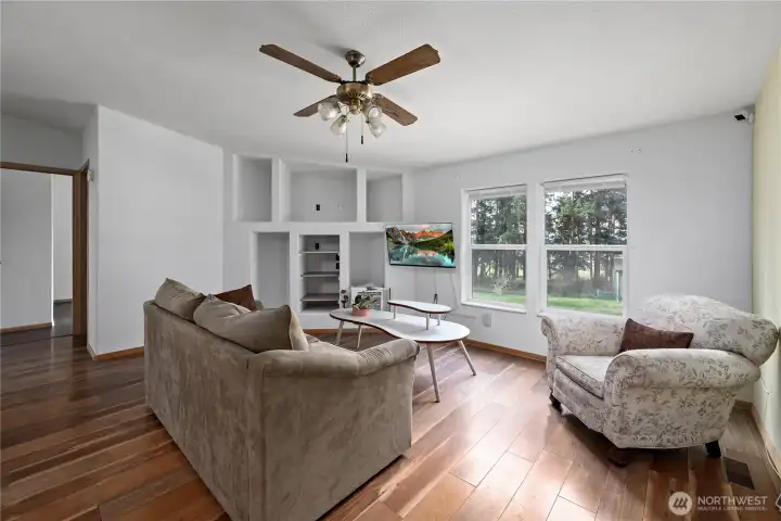 Large spacious great room